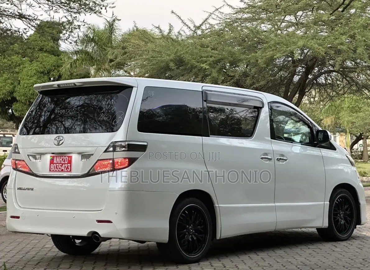 Toyota Alphard 2008 White