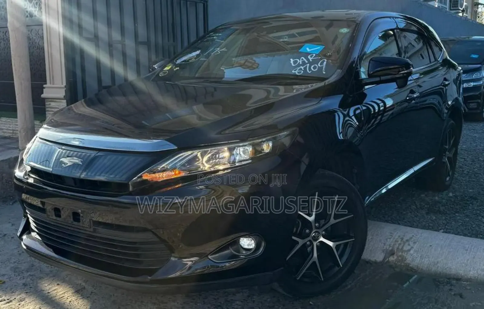 Toyota Harrier 2.0 2016 Purple