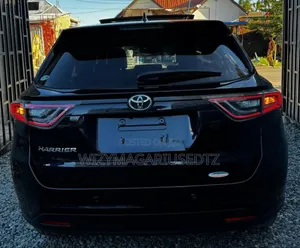 Toyota Harrier 2.0 2016 Purple