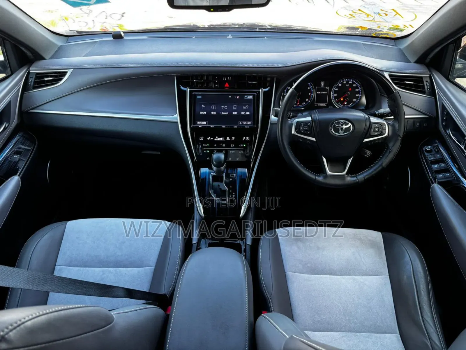 Toyota Harrier 2.0 2016 Purple