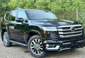 Toyota Land Cruiser 2024 Black