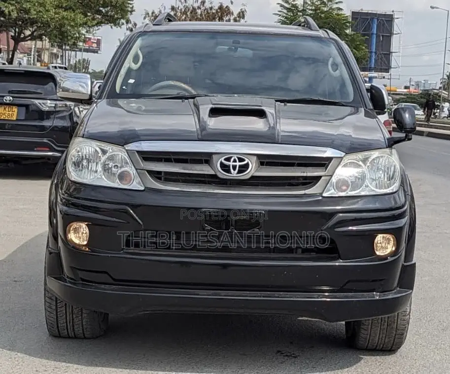 Toyota Fortuner 2007 Black
