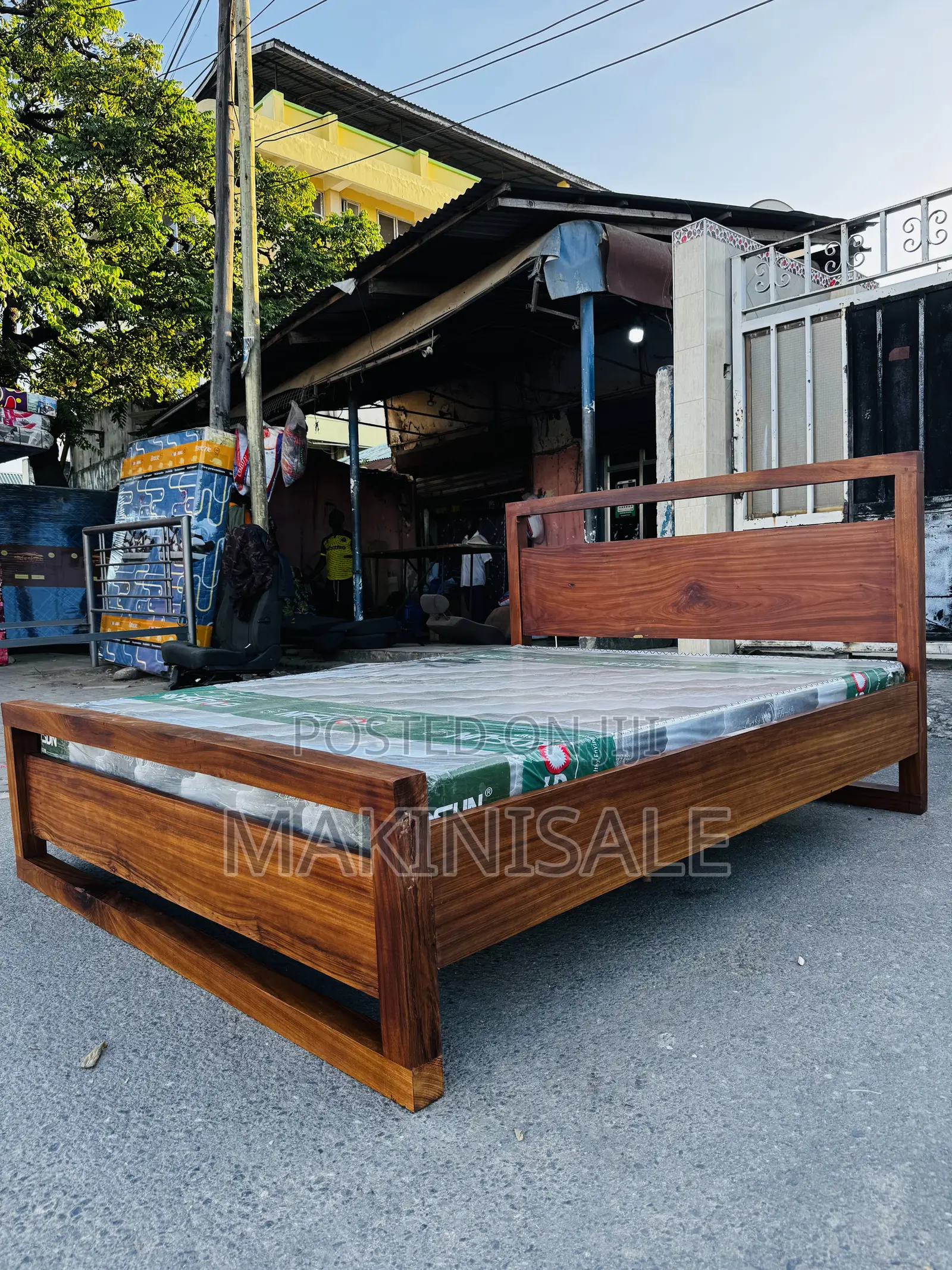 Kitanda Mbao Ngumu Sana Sio Cha Kukosa