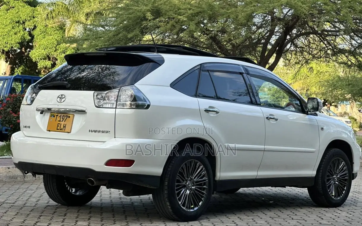 Toyota Harrier 2.4 2008 White