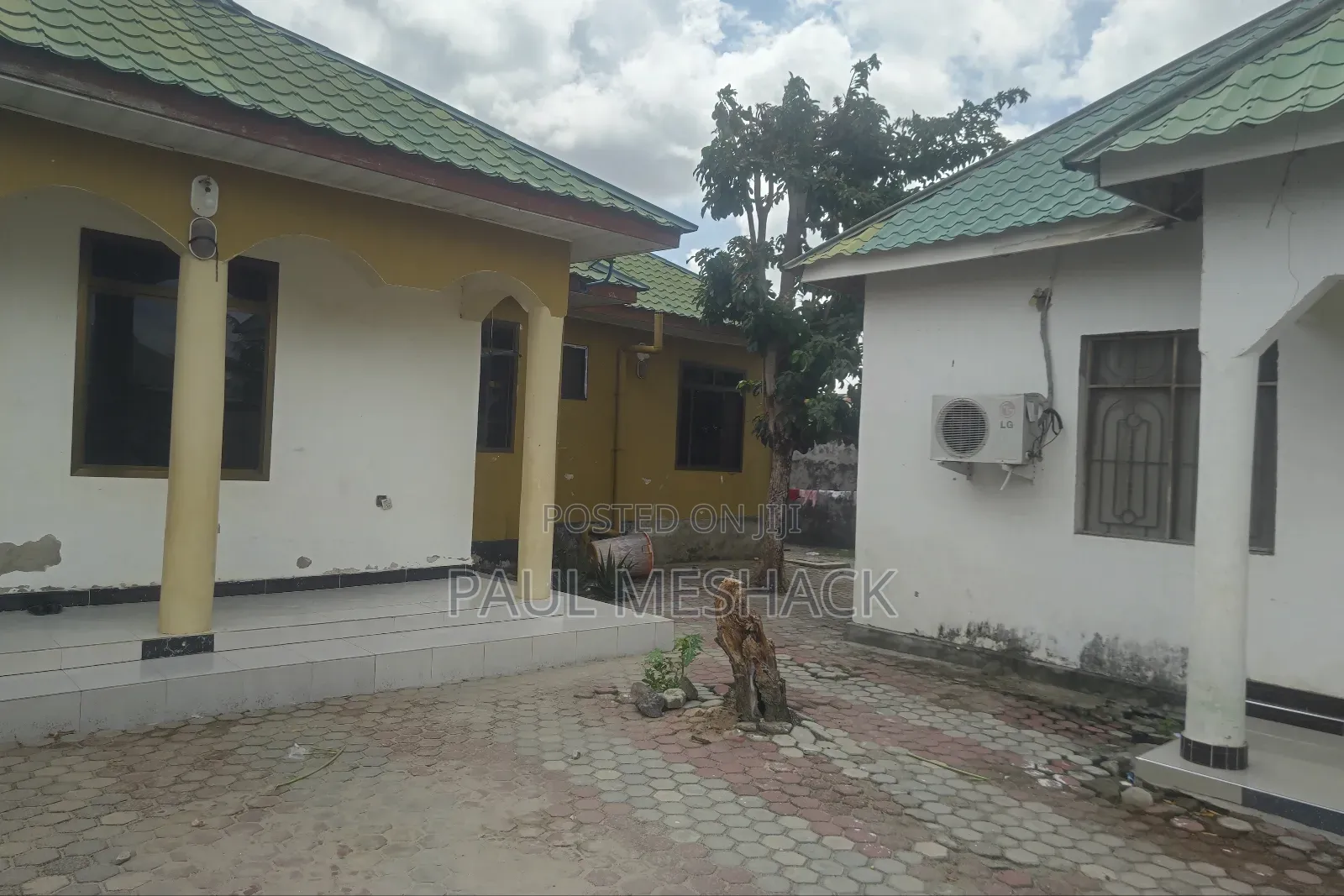 Furnished 5bdrm House in Fedema Street, Temeke for rent