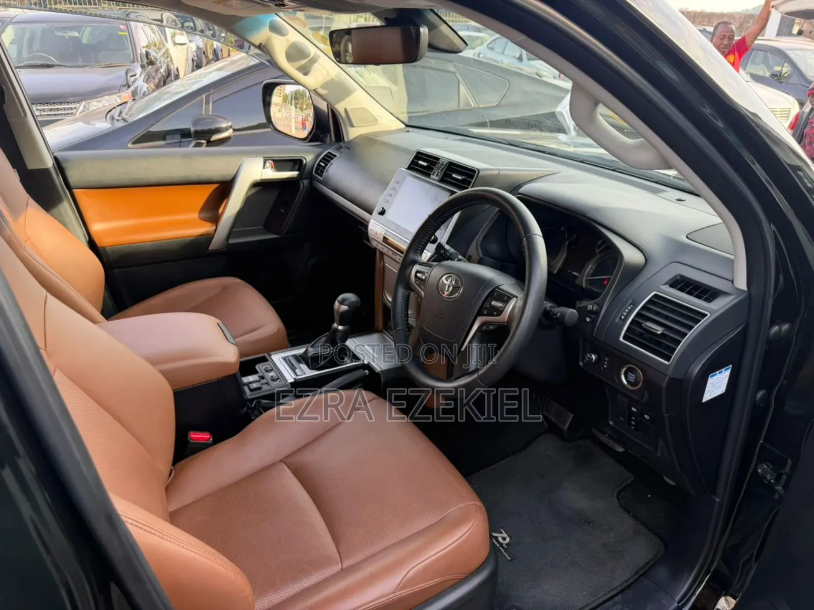 Toyota Land Cruiser Prado 2023 Black