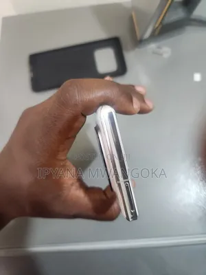 Sharp Aquos R6 128 GB White