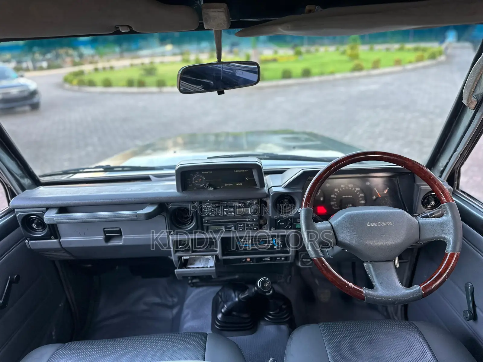 Toyota Land Cruiser 1986 Gray