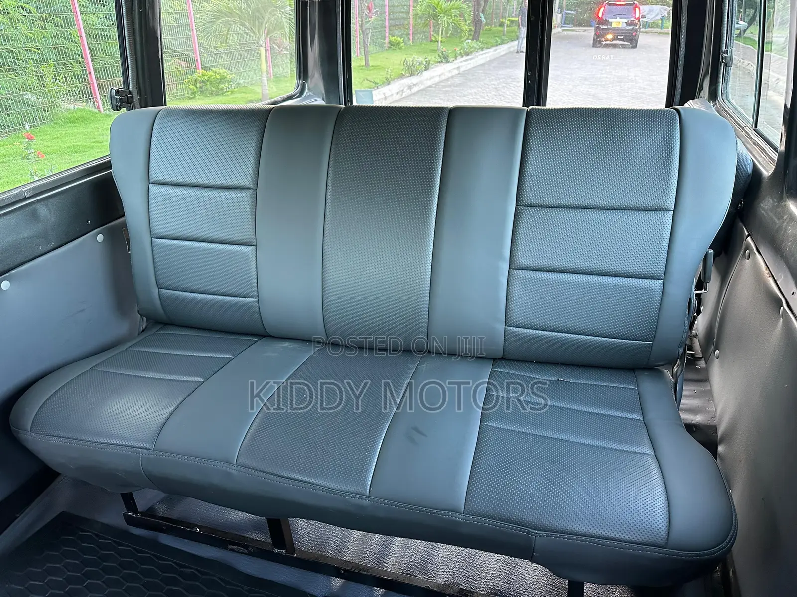 Toyota Land Cruiser 1986 Gray