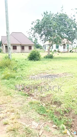 Kiwanja Kinauzwa Busweru
