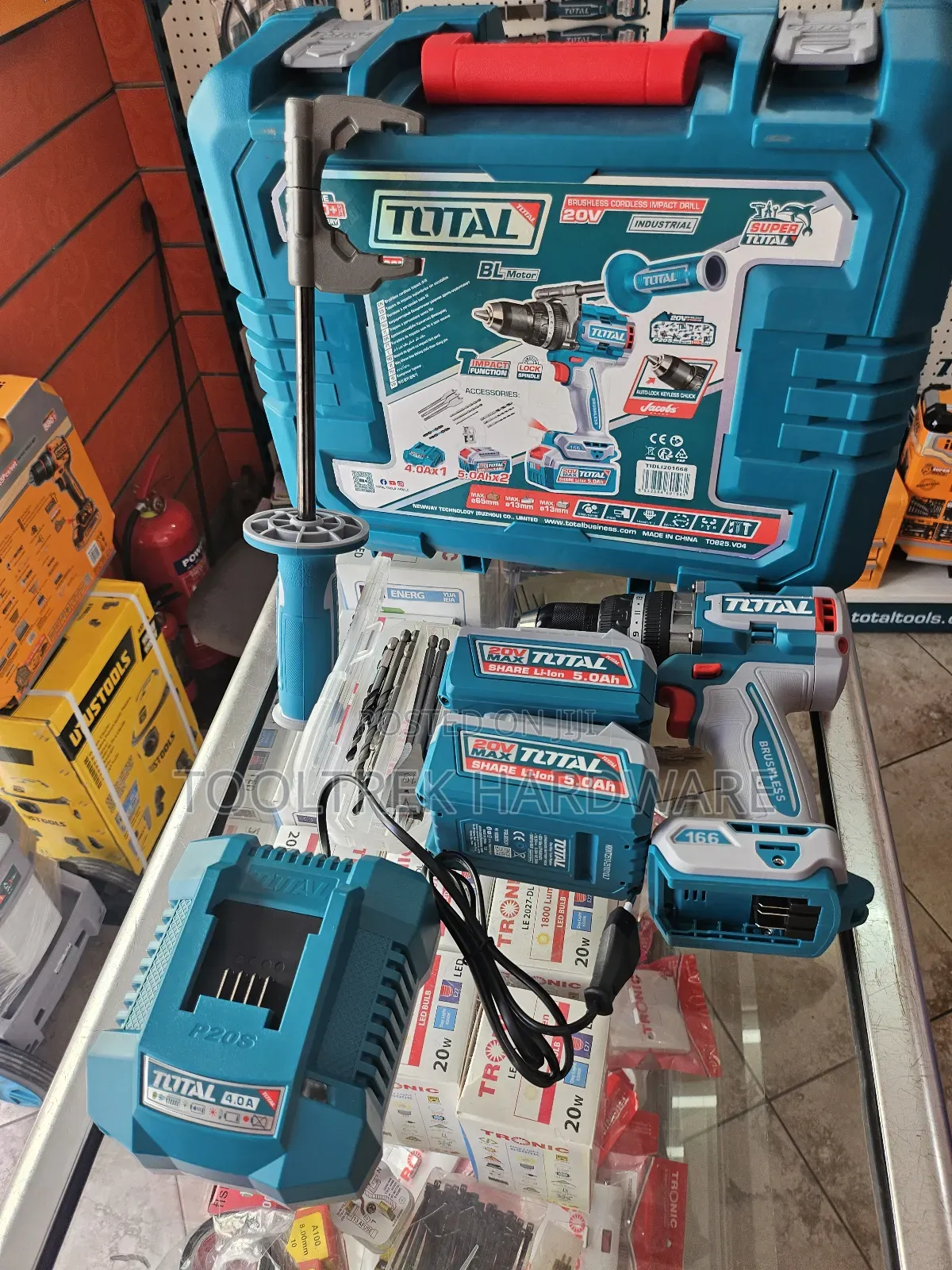 Total 166nm Cordless Impact Drill