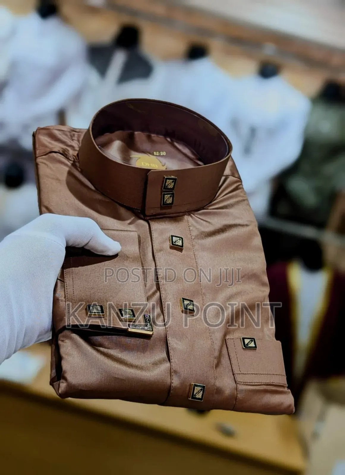 Kanzu Nyeupe Safi