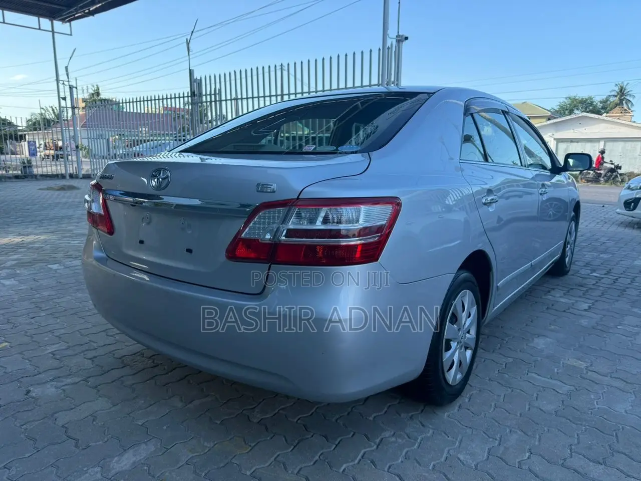 Toyota Premio 1.5 FWD 2010 Silver
