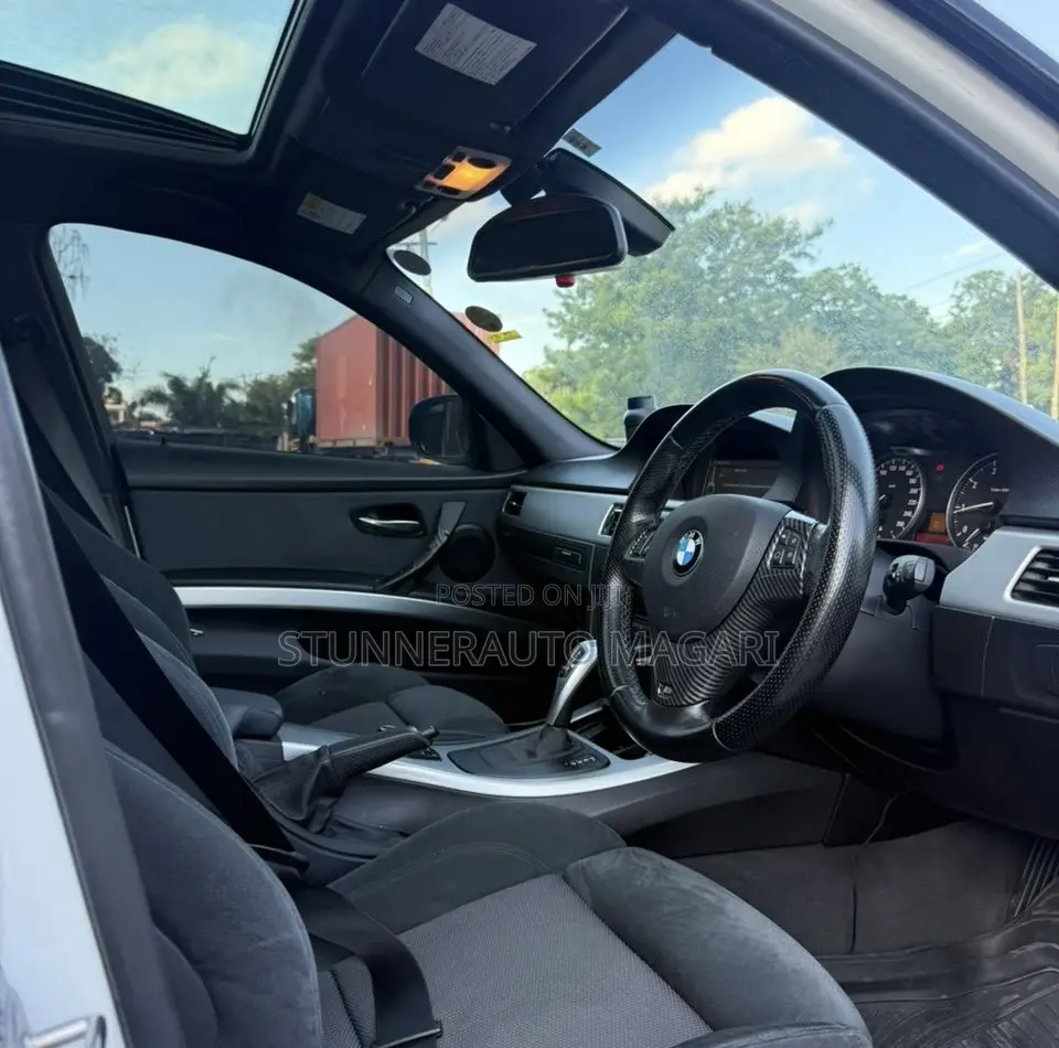 BMW 3 Series 2009 Pearl