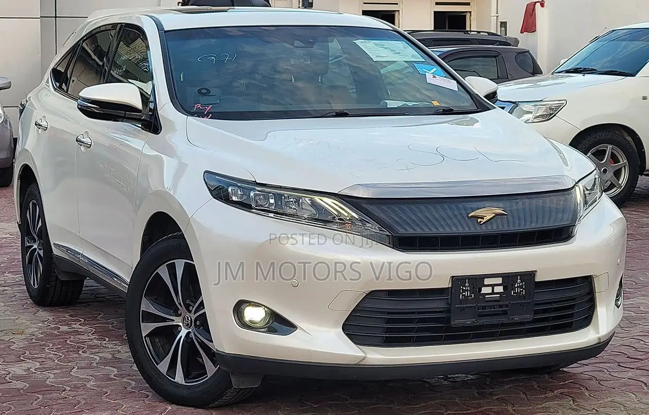 Toyota Harrier 2015 White