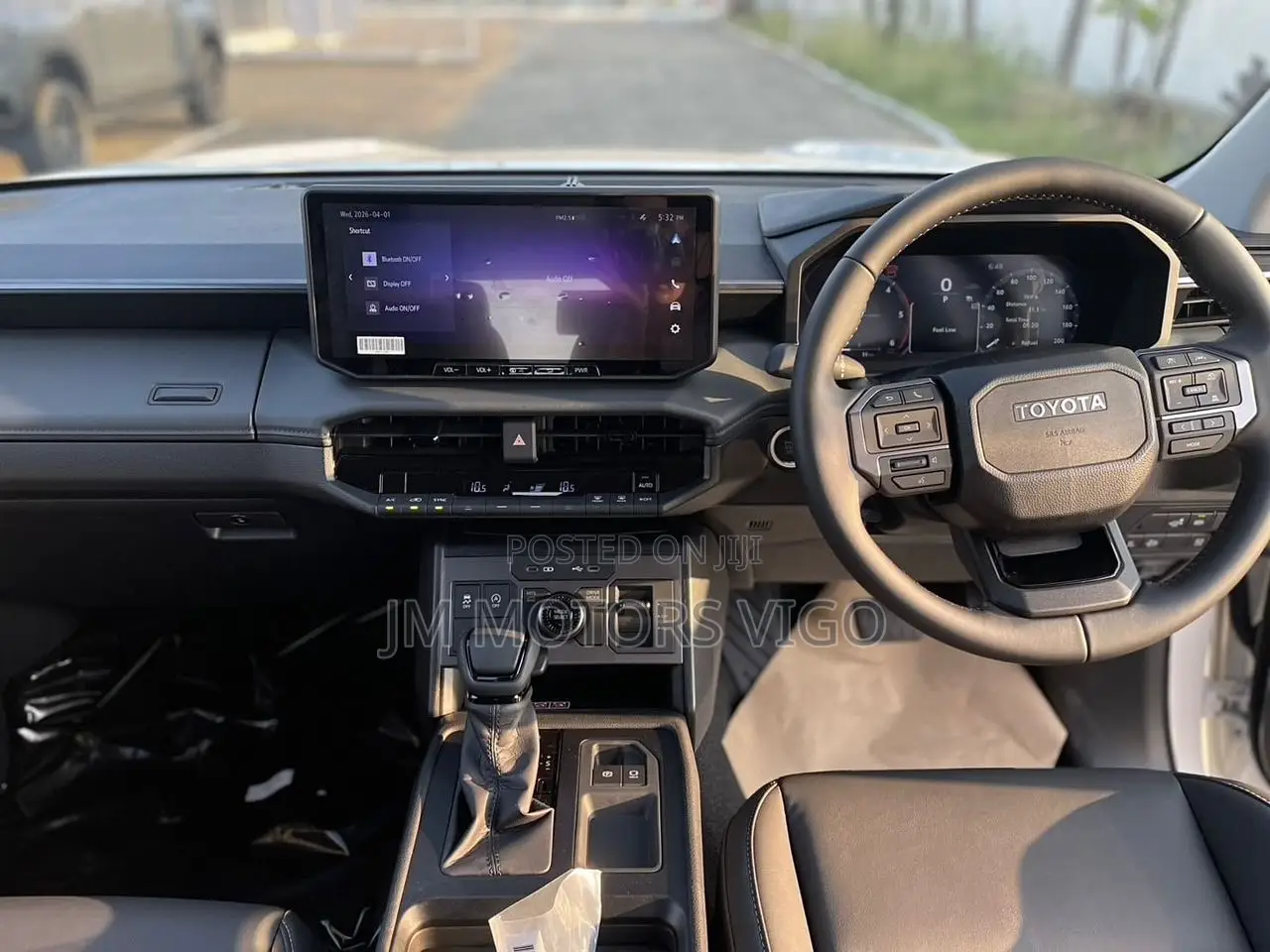 New Toyota Hilux 2025 Pearl