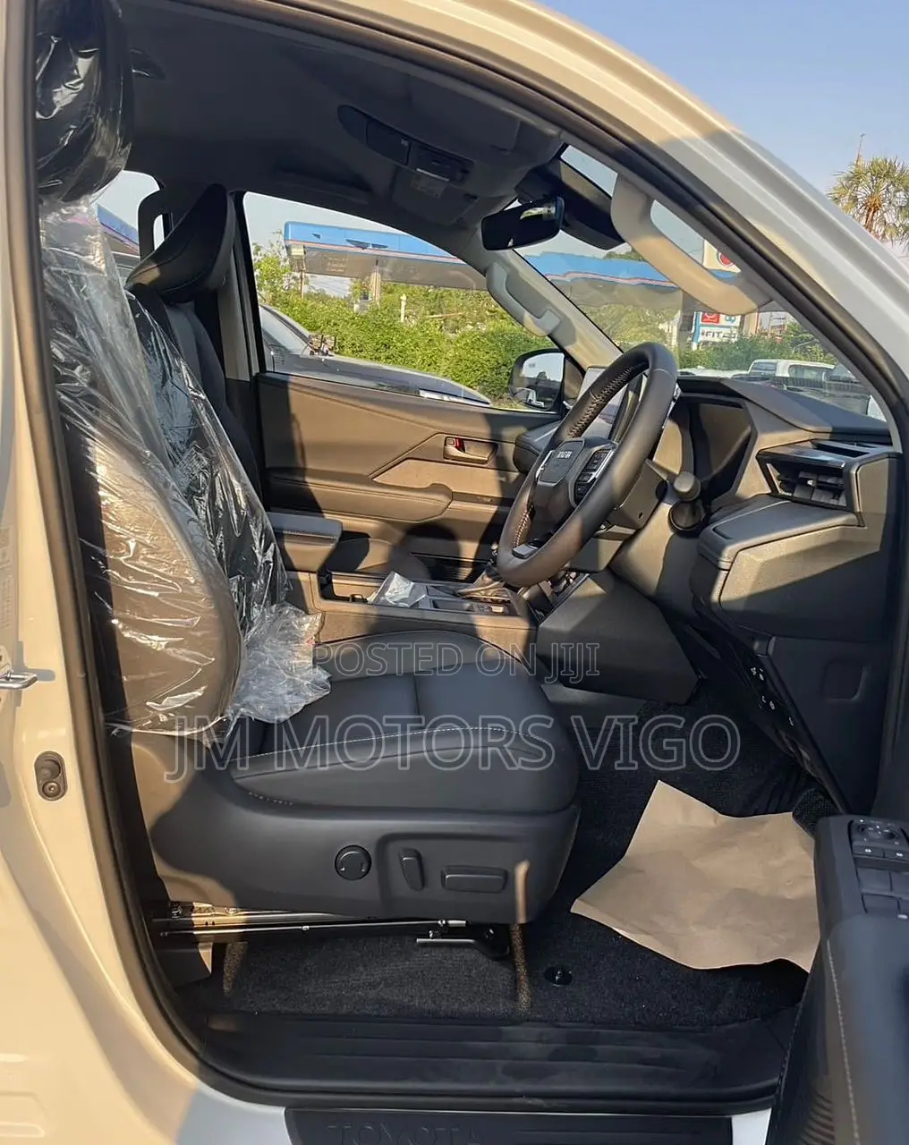 New Toyota Hilux 2025 Pearl