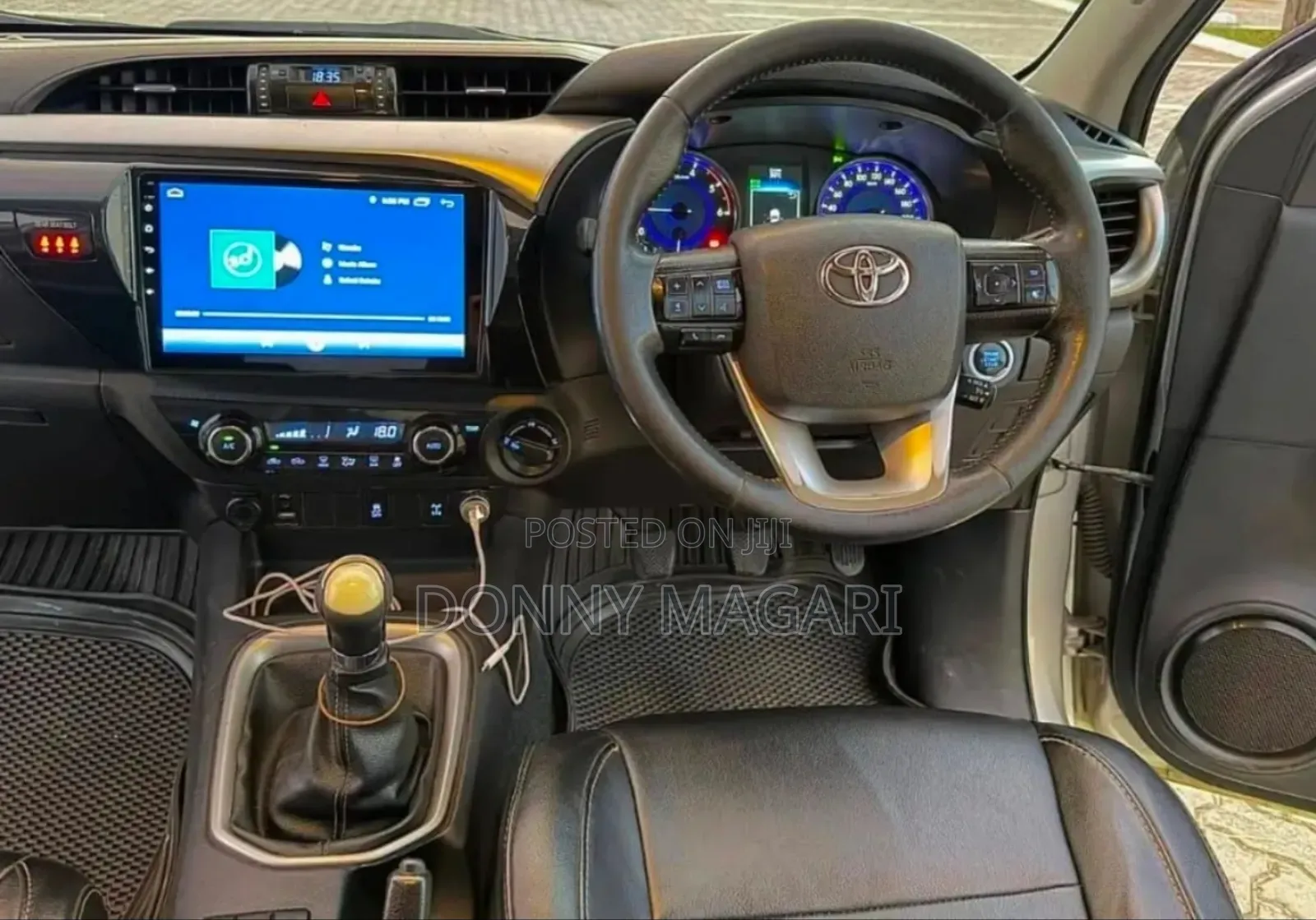Toyota Hilux 2019 Gray