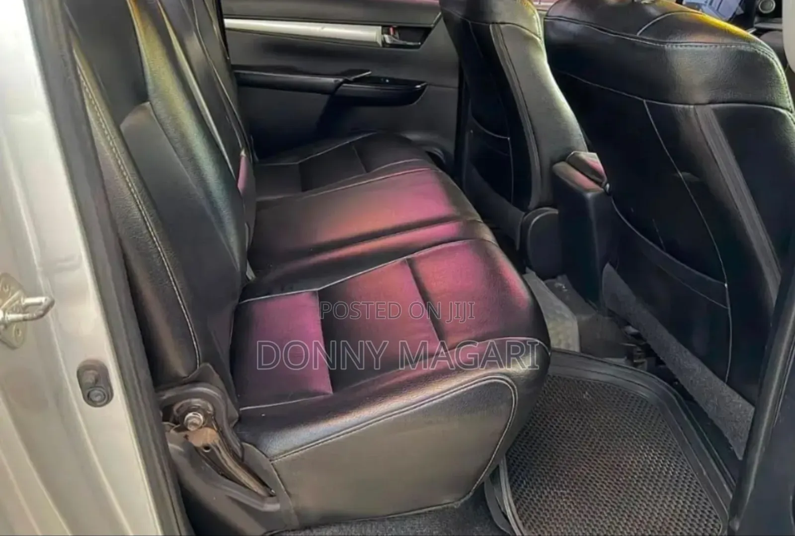 Toyota Hilux 2019 Gray