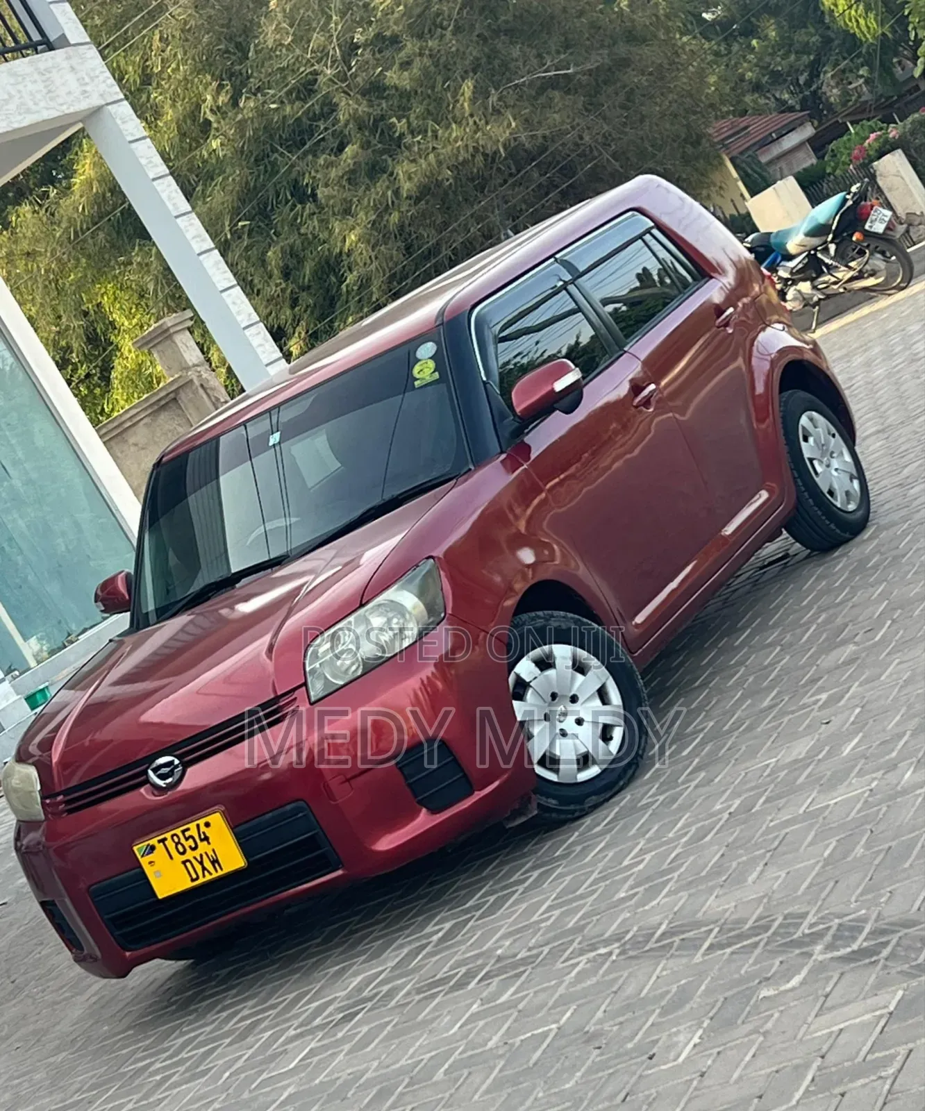 Toyota Corolla Rumion 2009 Maroon