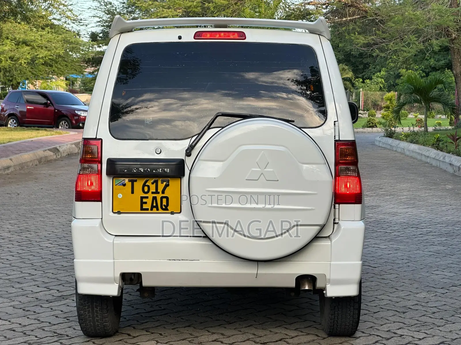 Mitsubishi Pajero Mini 2003 White