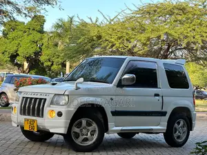 Mitsubishi Pajero Mini 2003 White