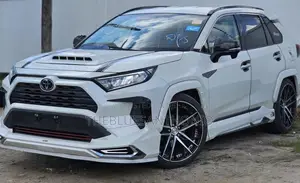 Toyota RAV4 Hybrid 2021 White