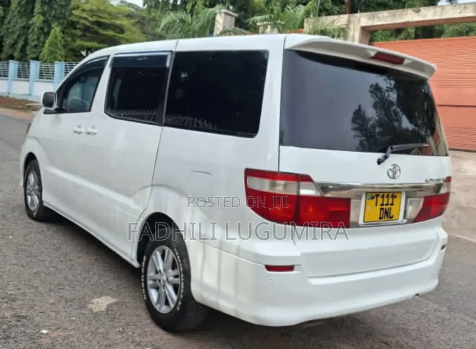 Toyota Alphard 2005 White