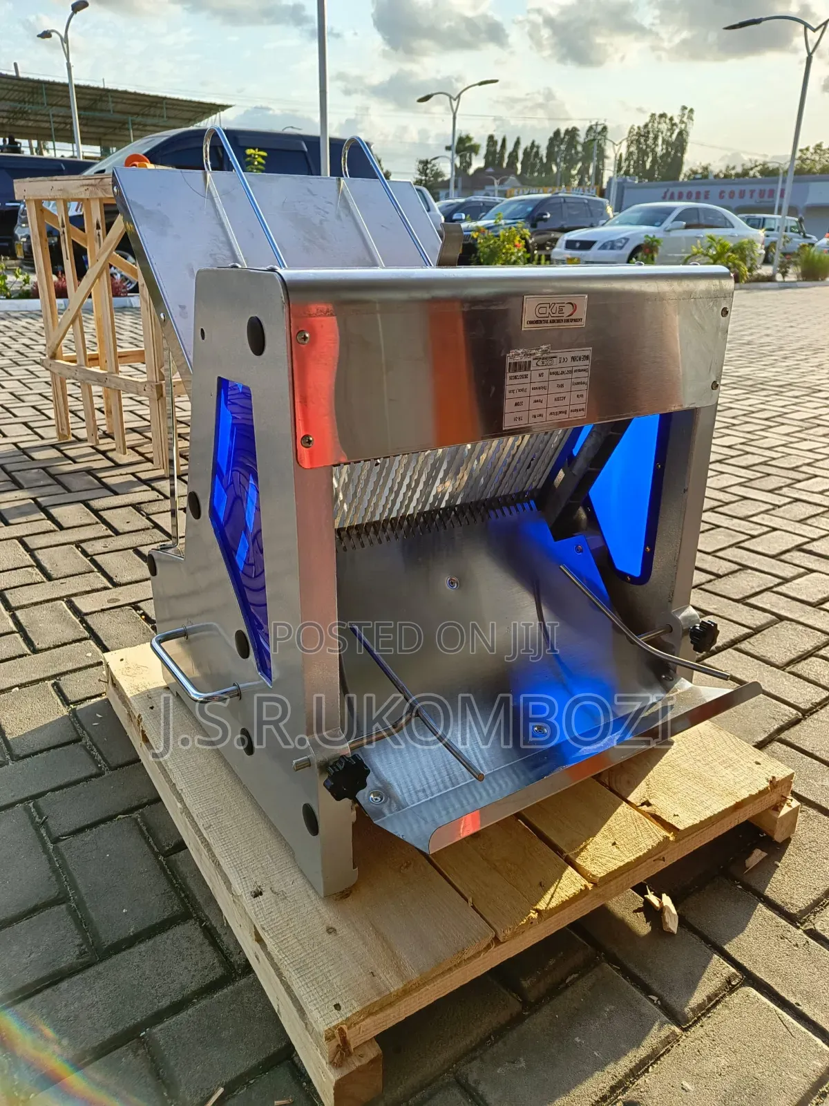 Industrial Commercial Bread Slice