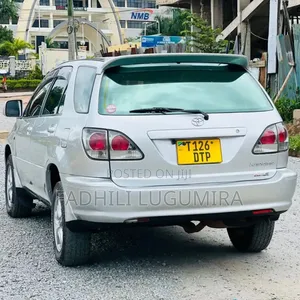 Toyota Harrier 2002 Pearl