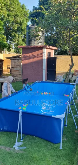 Ni Swimming Pool Yenye Ubora