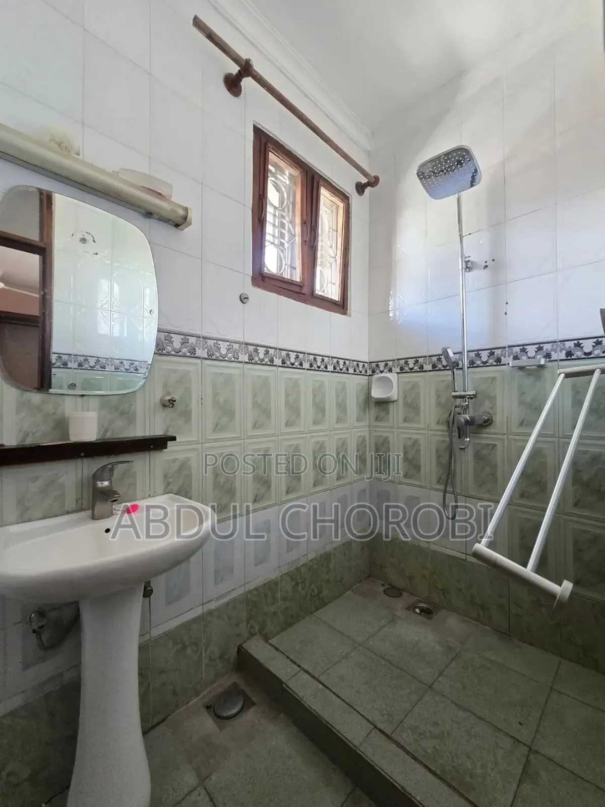 7bdrm Bungalow in Mikocheni for rent