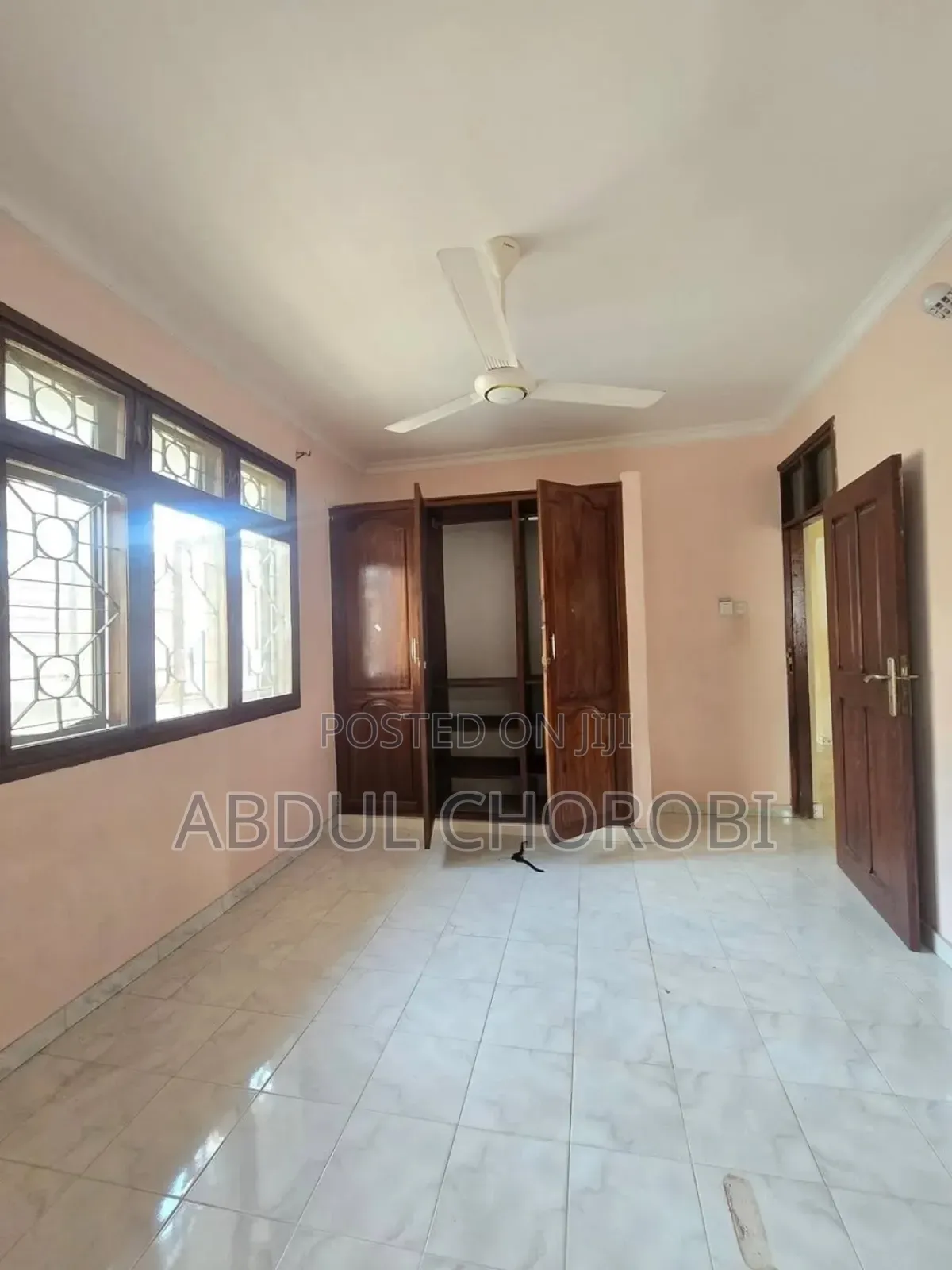 7bdrm Bungalow in Mikocheni for rent