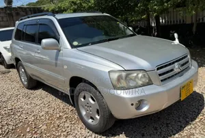 Toyota Kluger 2004 Silver