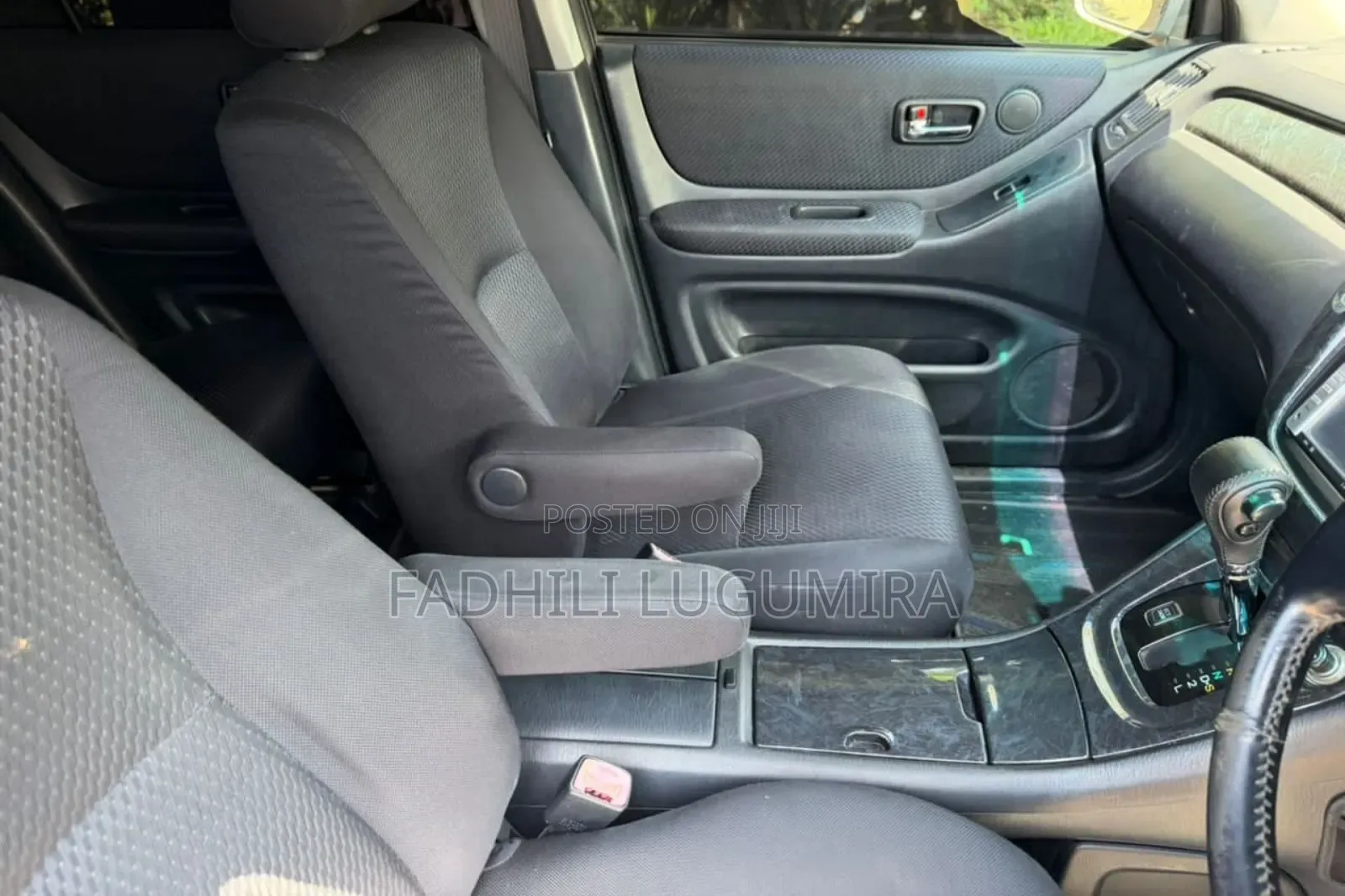Toyota Kluger 2004 Silver