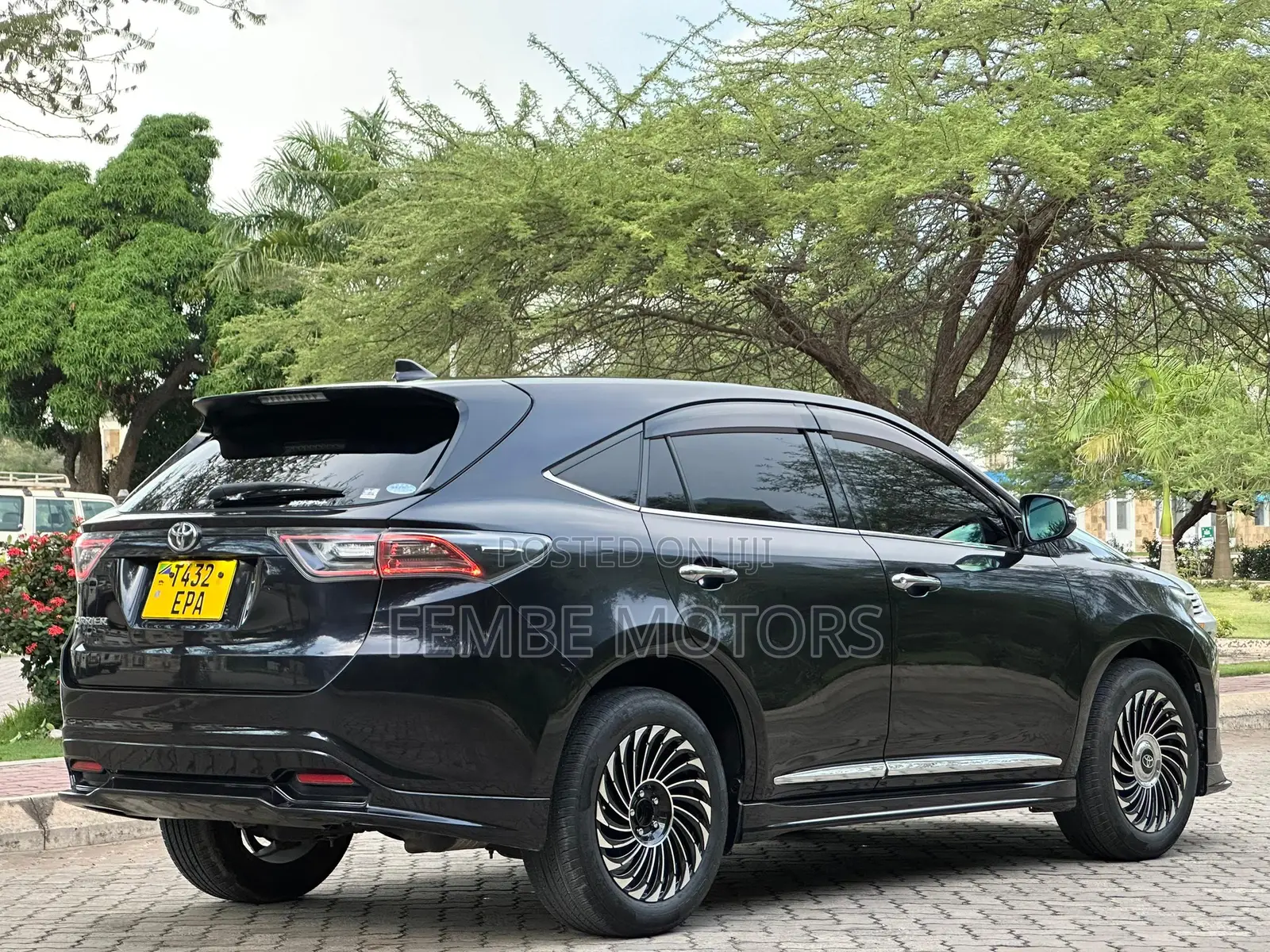 Toyota Harrier 2015 Black