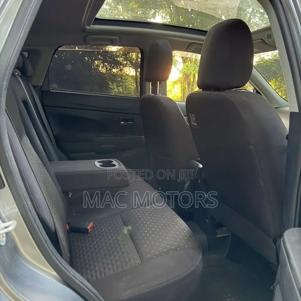 Mitsubishi RVR 2.0 2011 Gray