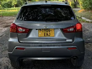 Mitsubishi RVR 2.0 2011 Gray