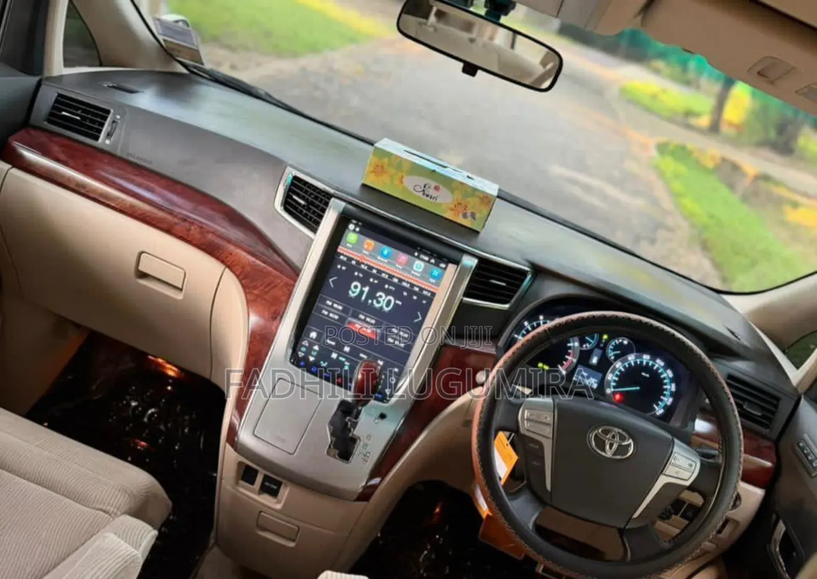 Toyota Alphard 2011 White