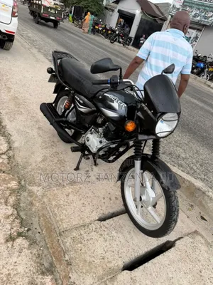 Bajaj Boxer 125 2025 Black