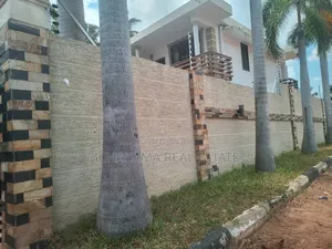3bdrm Block of Flats in Mchakama Real , Mbezi Beach for sale