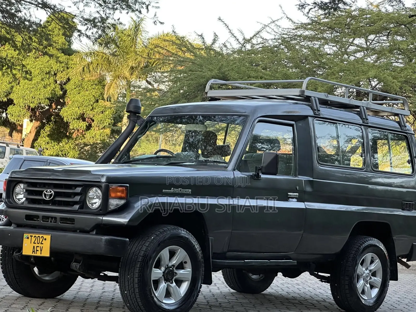 Toyota Land Cruiser 1996 Gray