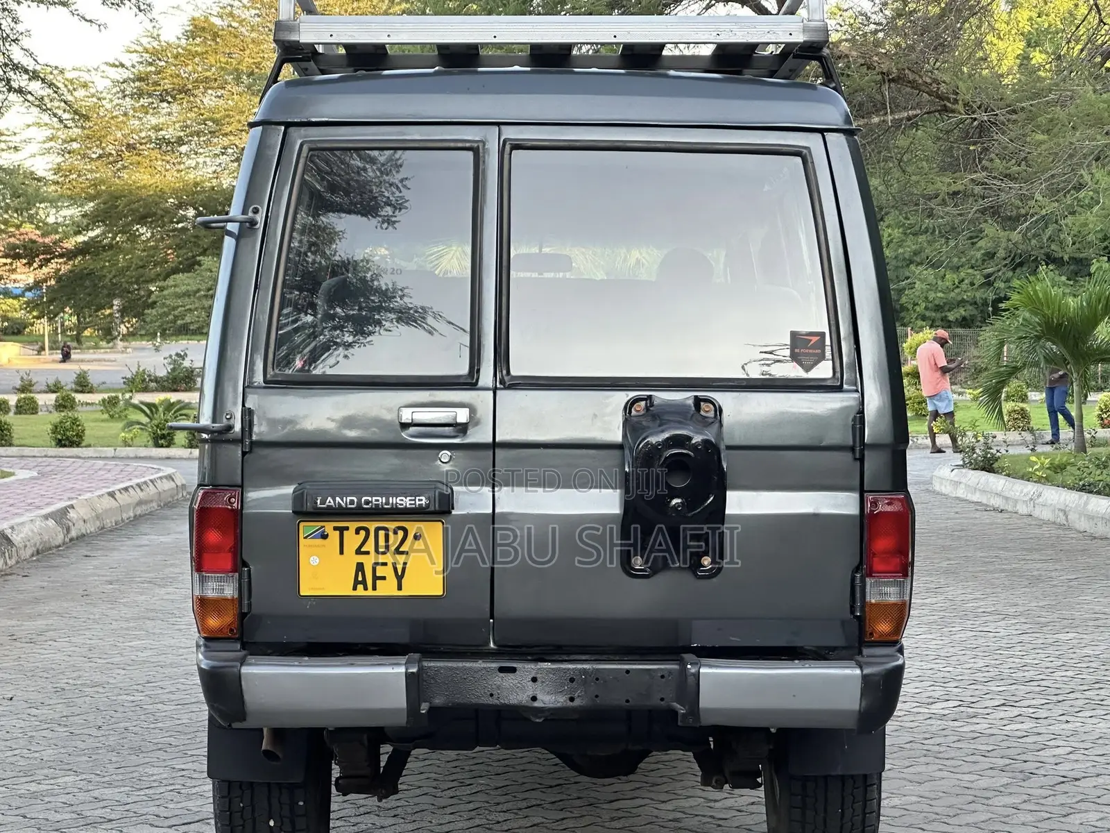 Toyota Land Cruiser 1996 Gray