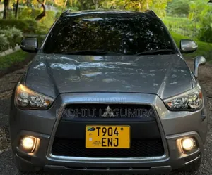 Mitsubishi RVR 2.0 2011 Gray