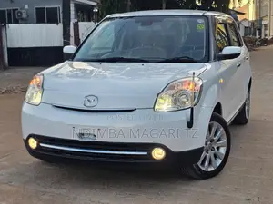 Mazda Verisa 2011 White