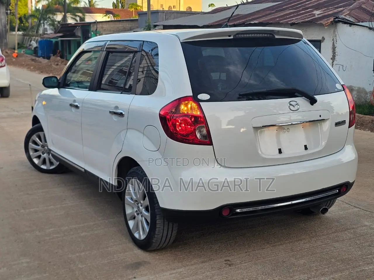 Mazda Verisa 2011 White