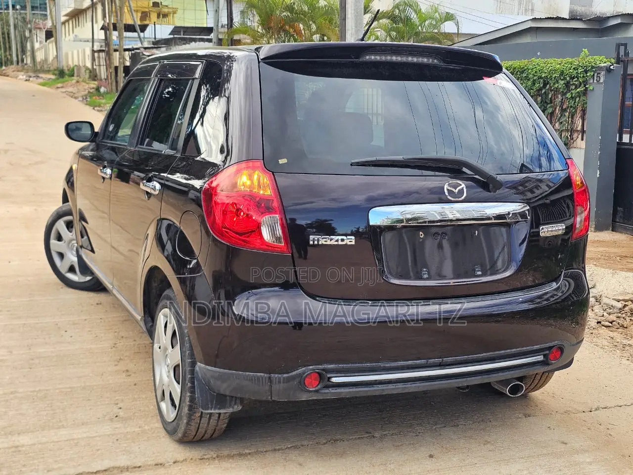 Mazda Verisa 2008 Burgundy