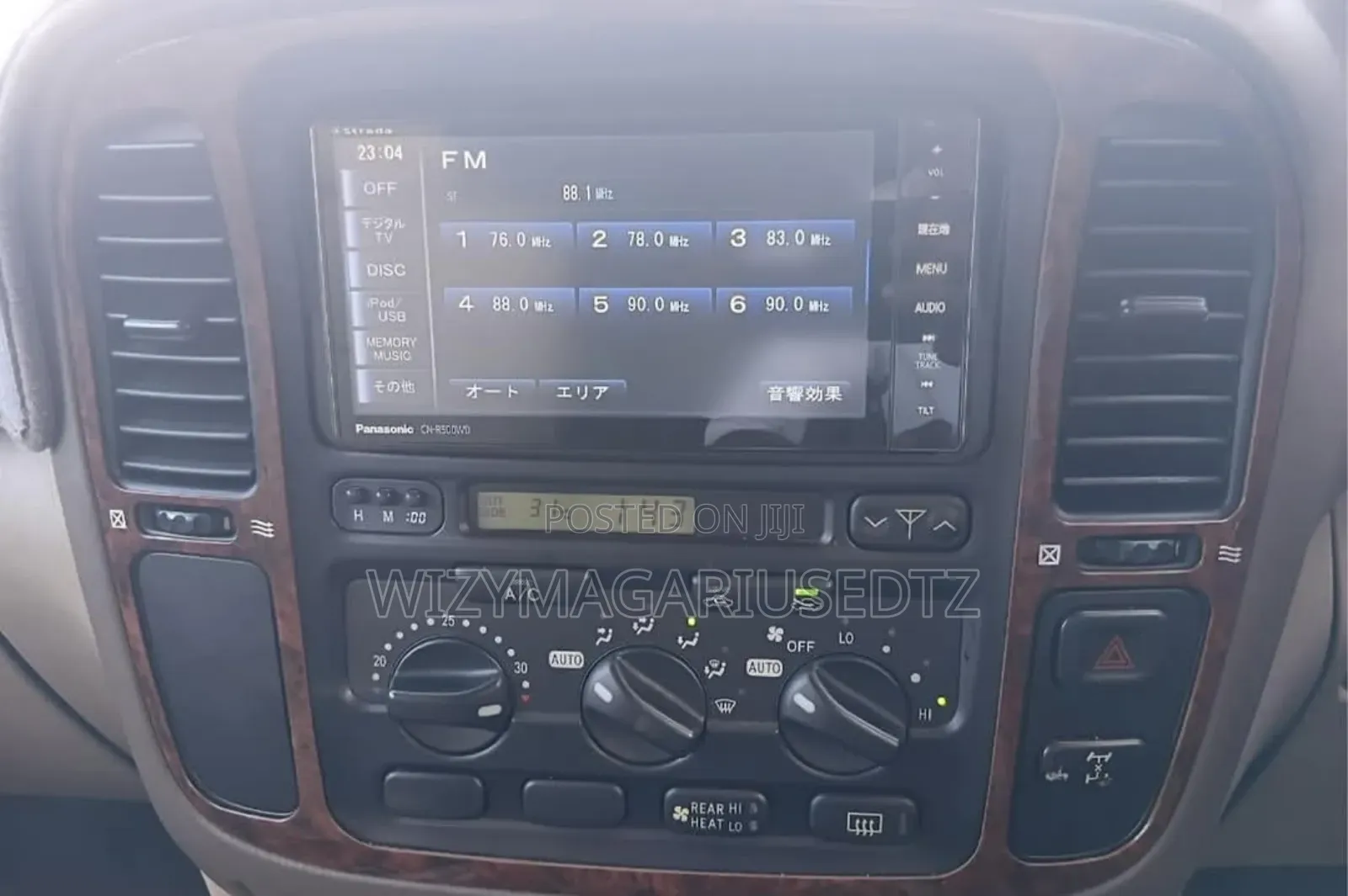 Toyota Land Cruiser 2000 Silver