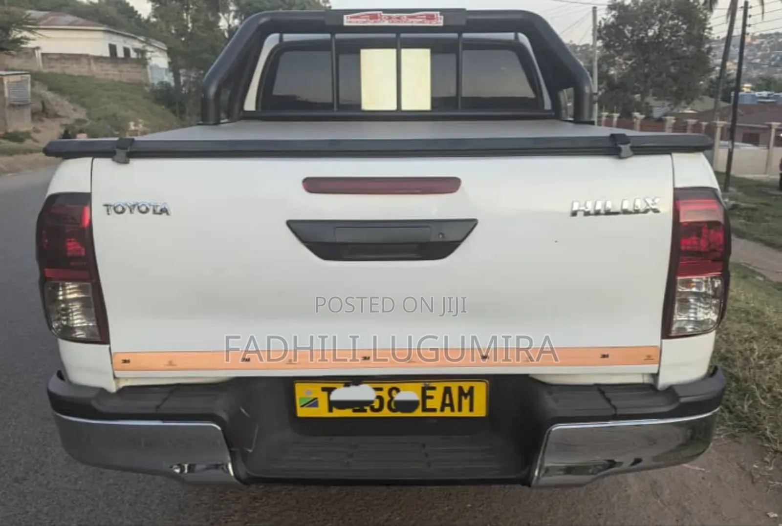 Toyota Hilux 2018 White