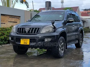 Toyota Land Cruiser Prado 2005 Black